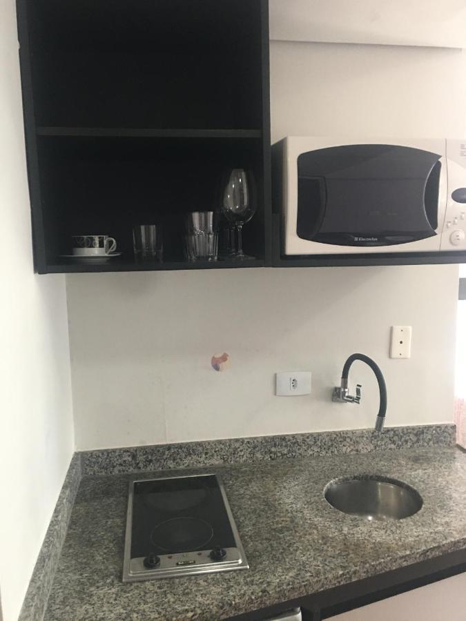 Flat Ao Lado Do Hospital Beneficencia Portuguesa * São Paulo